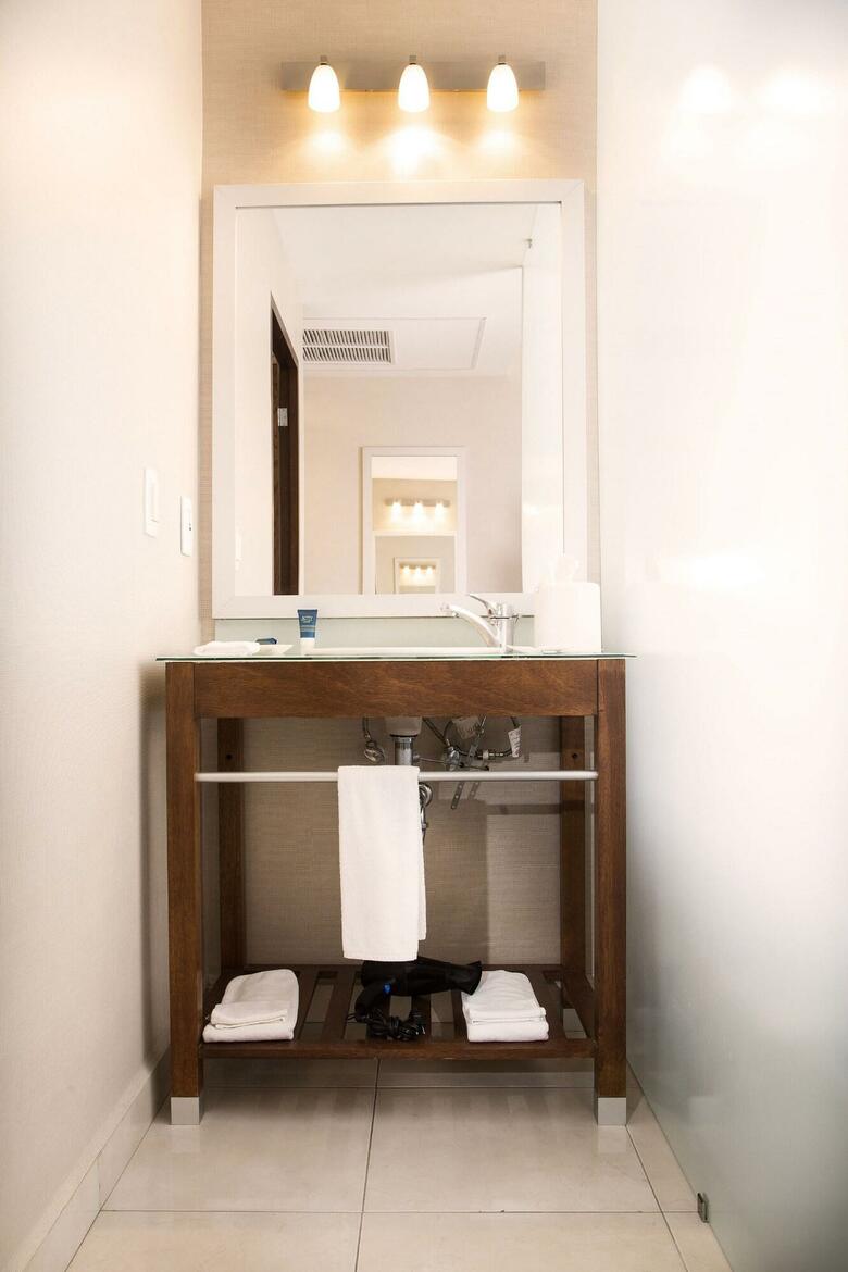 Hotel Four Points By Sheraton Queretaro Norte