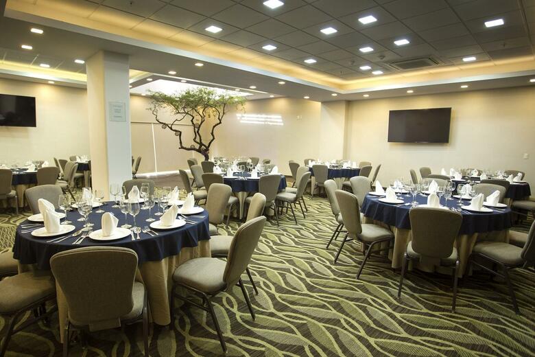 Hotel Four Points By Sheraton Queretaro Norte