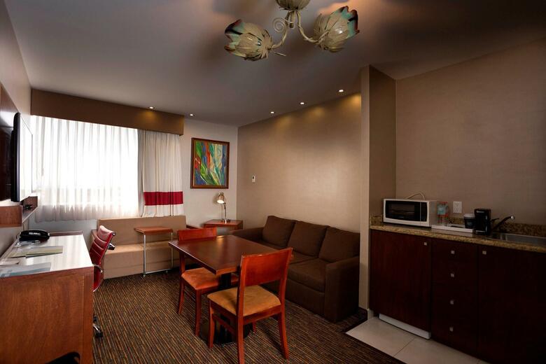Hotel Four Points By Sheraton Queretaro Norte
