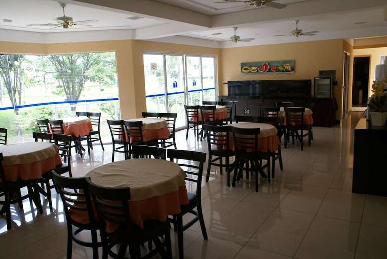 Hotel Cristal Palace Inn