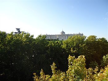 Apartamento Wootravelling Plaza De Oriente Homtels