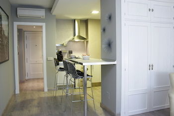 Apartamento Wootravelling Plaza De Oriente Homtels