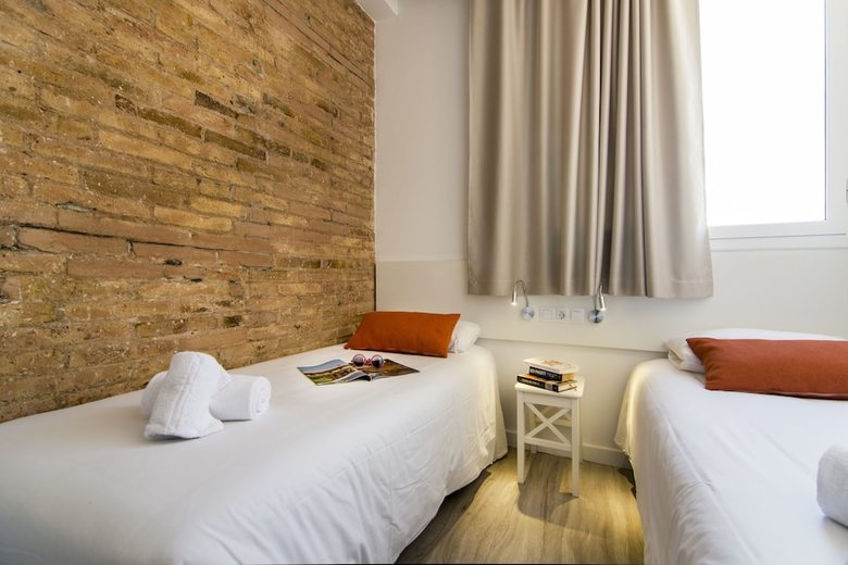 Apartamento Happy People Sagrada Familia Gaud�
