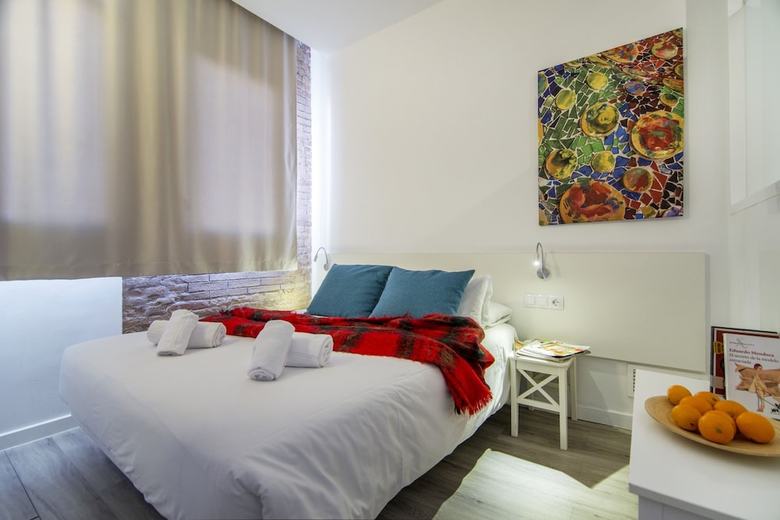 Apartamento Happy People Sagrada Familia Gaud�
