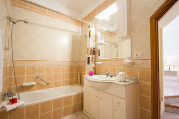 Aparthotel Ona Los Claveles