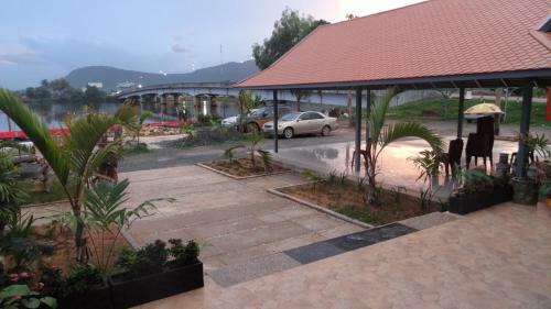 Hostal Kampongbay Makeng Guesthouse