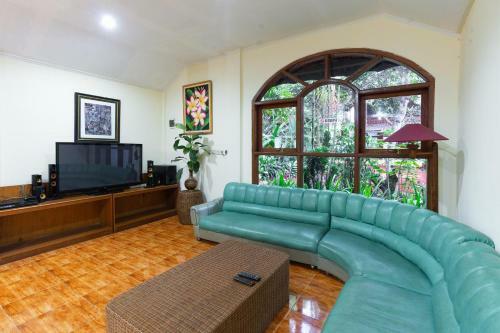 Garden Hostel