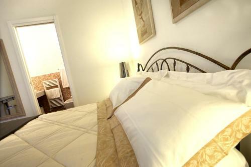 Santo Stefano Apartments