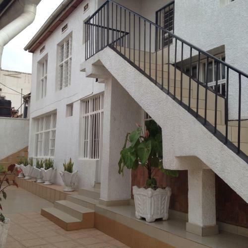 Okapi Hotel