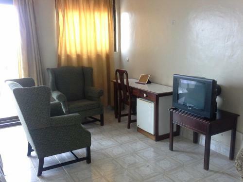 Okapi Hotel