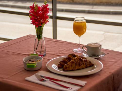 Hostal Villa White