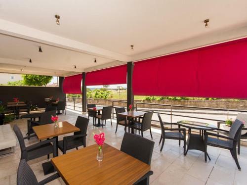 Hostal Villa White