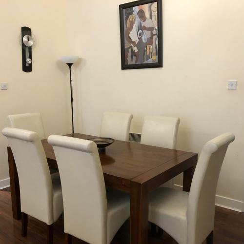 Stunning Glasgow City Centre Apartment