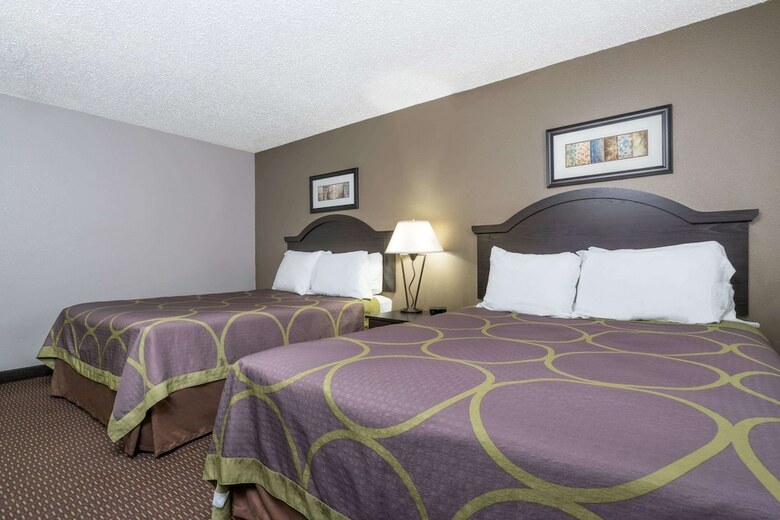 Hotel Super 8 Bismarck