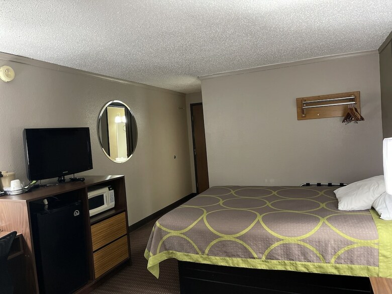 Hotel Super 8 Bismarck