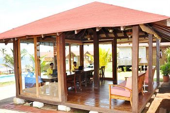 Hotel Ozran Heights Beach Resort