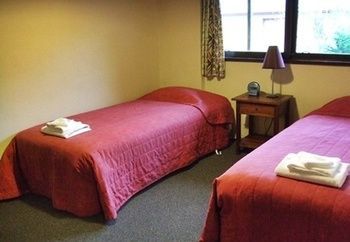 Woodlands Motels And Apartments