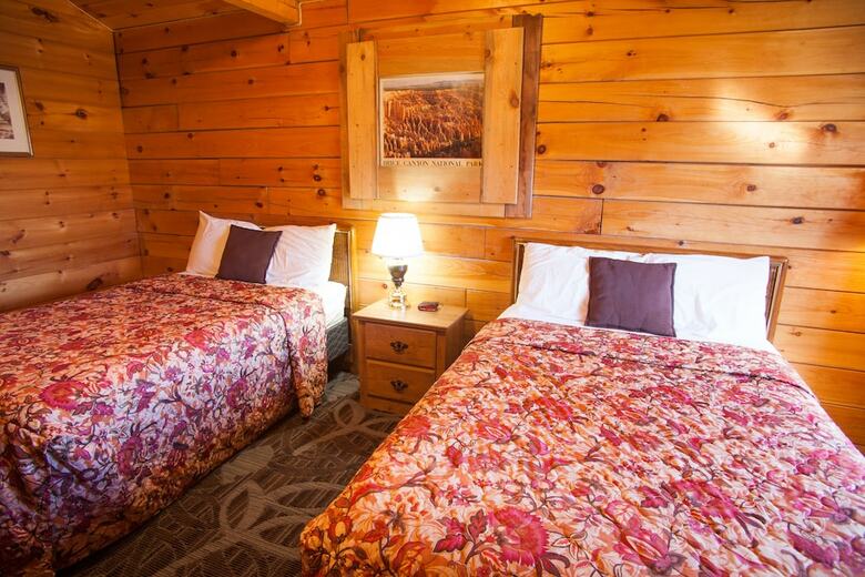 Lodge Bryce Gateway Inn Cabins