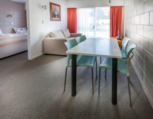 Beachside Holiday Park