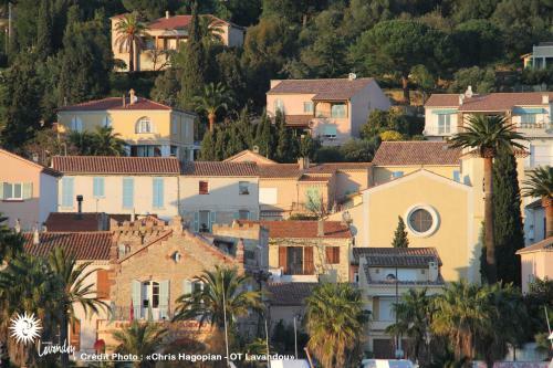 Anglade Hotel