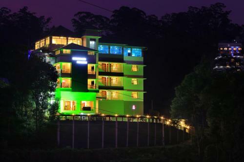 Hotel Monsoon Grande