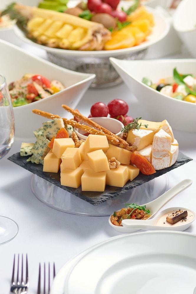 Hotel Hilton Garden Inn Astana