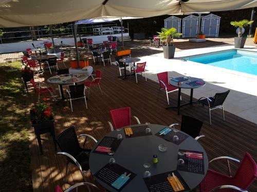 Hotel H�tel Bress'sa�ne