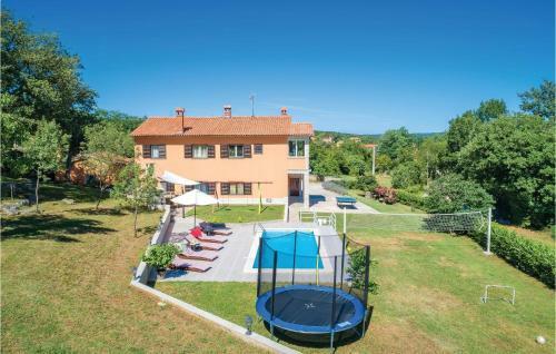 Apartment Krsan 29 With Outdoor Swimmingpool