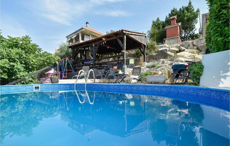 Holiday Home Podstrana With Sea View 360