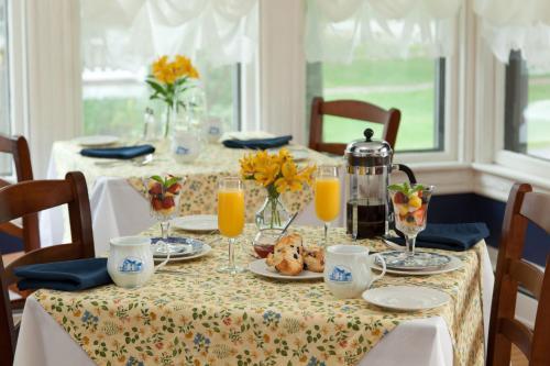 Brewster House Bed & Breakfast