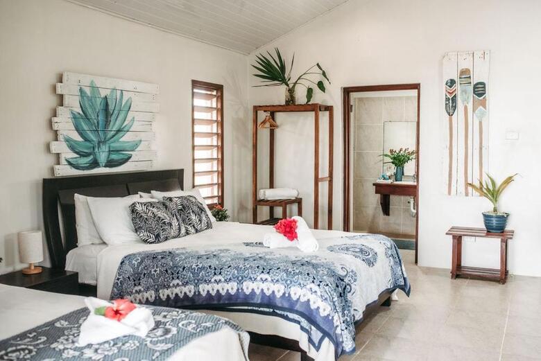 Villa La Mer Resort