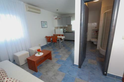 Angelina Apartments