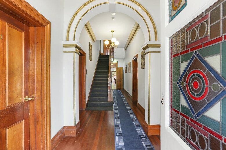 Hostal Alishan International Guest House