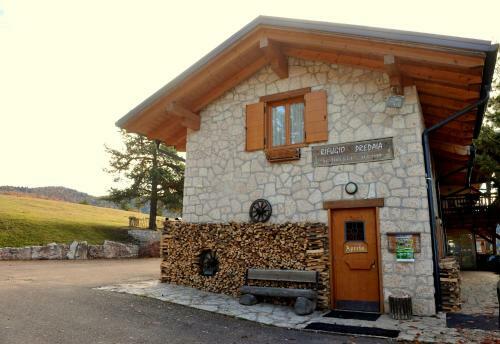 Rifugio Predaia Ai Todes'ci