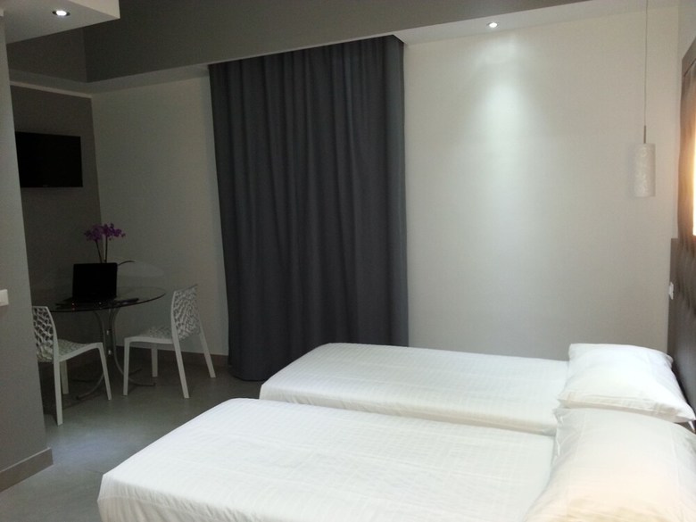 Hostal Om Palace