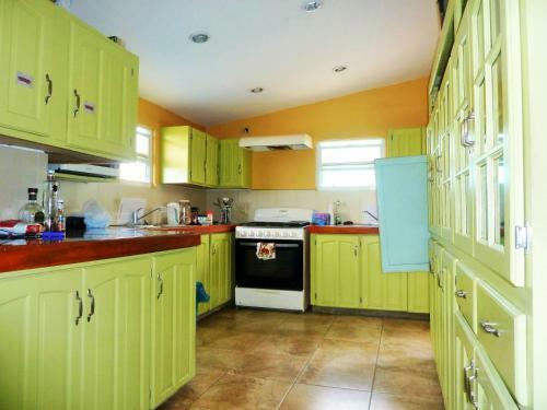 Hostal Miller's Guest House