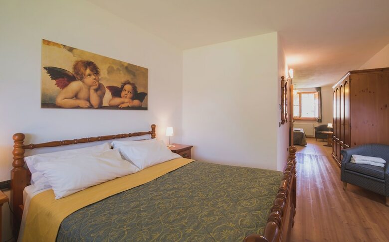Hotel Garn� Lilly