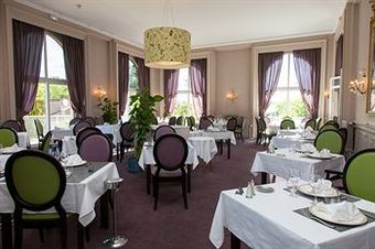 Hotel Cosmos