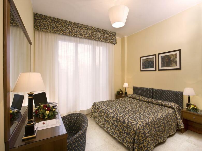 Hotel Savoy