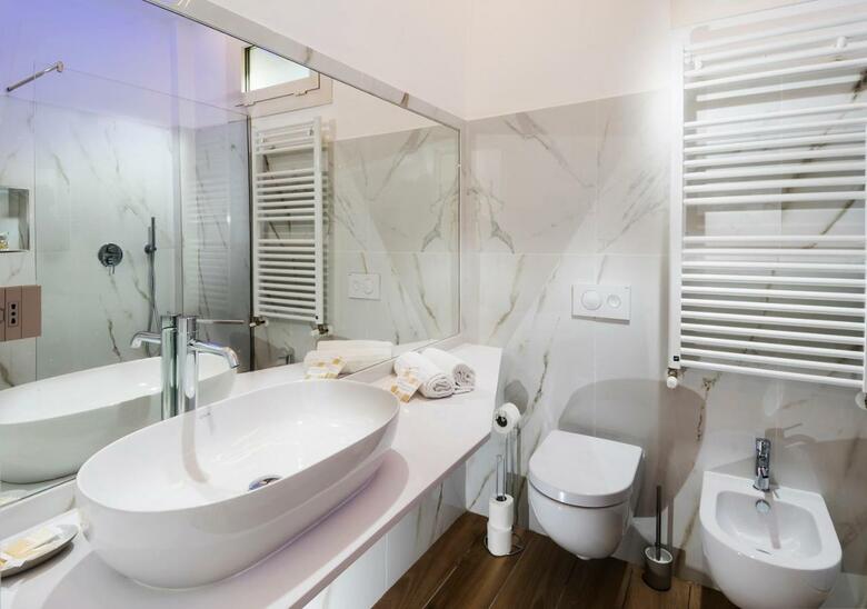 Hotel Mediterraneo Nihotels