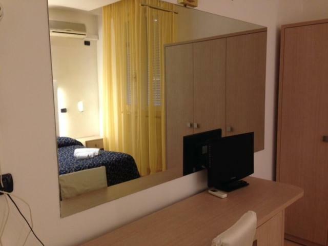 Hotel Mediterraneo Nihotels