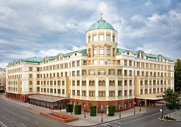 Hotel Donbass Palace