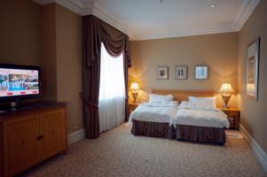 Hotel Donbass Palace