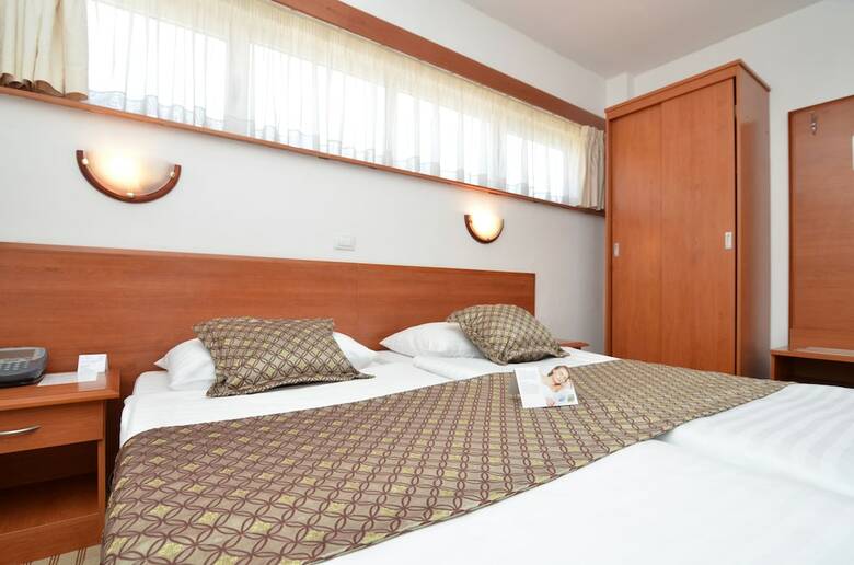 Hotel Neboder