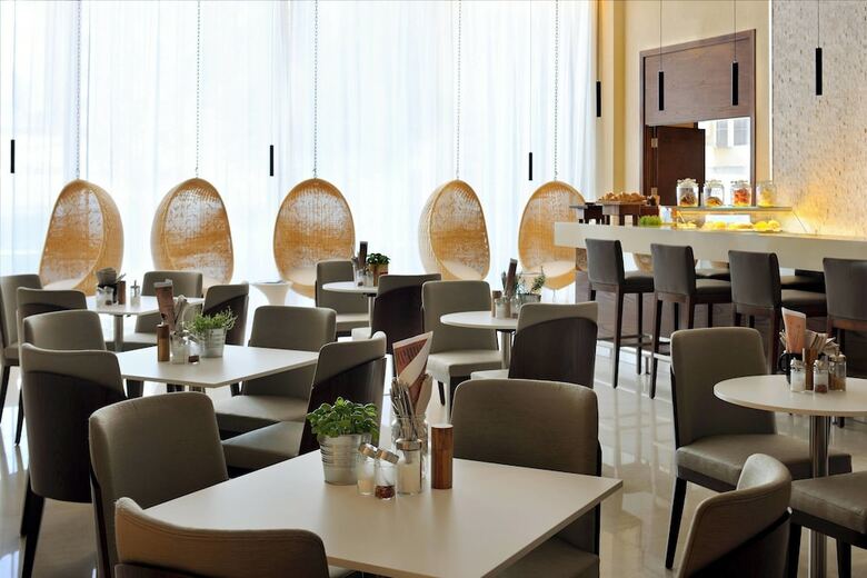 Hotel Courtyard By Marriott World Trade Center, Abu Dhabi