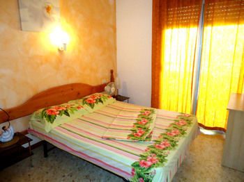 Apartamentos Antillas Fenals