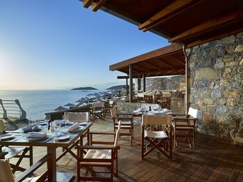 Hotel St Nicolas Bay