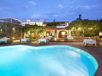 Hotel St Nicolas Bay