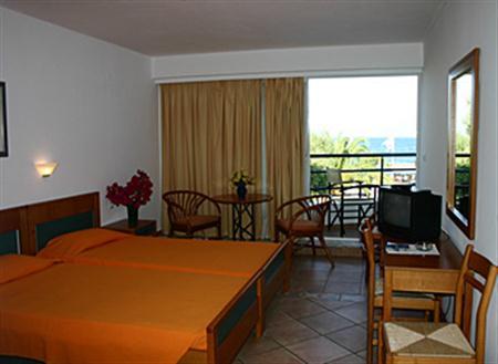 Hotel Faedra Beach