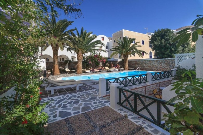 Hotel Sellada Beach